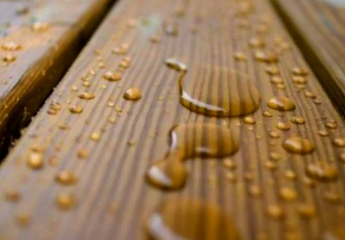 3 причины выбора масла в качестве защиты деревянных изделий
